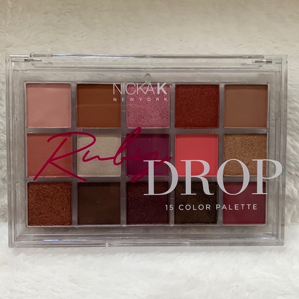 NickaK New York eye shadow and blush